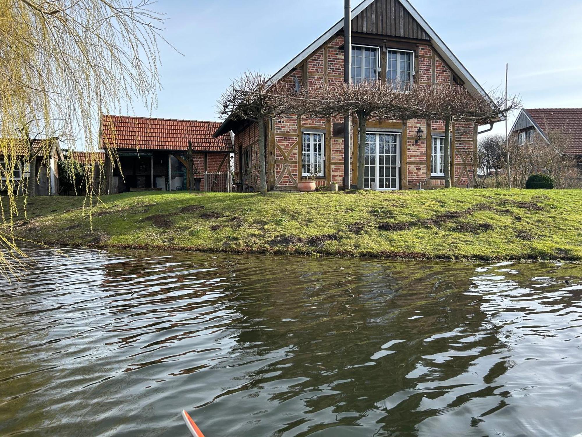 Gemuetliches Fachwerkhaus Am See Mit Kamin Warendorf Zewnętrze zdjęcie