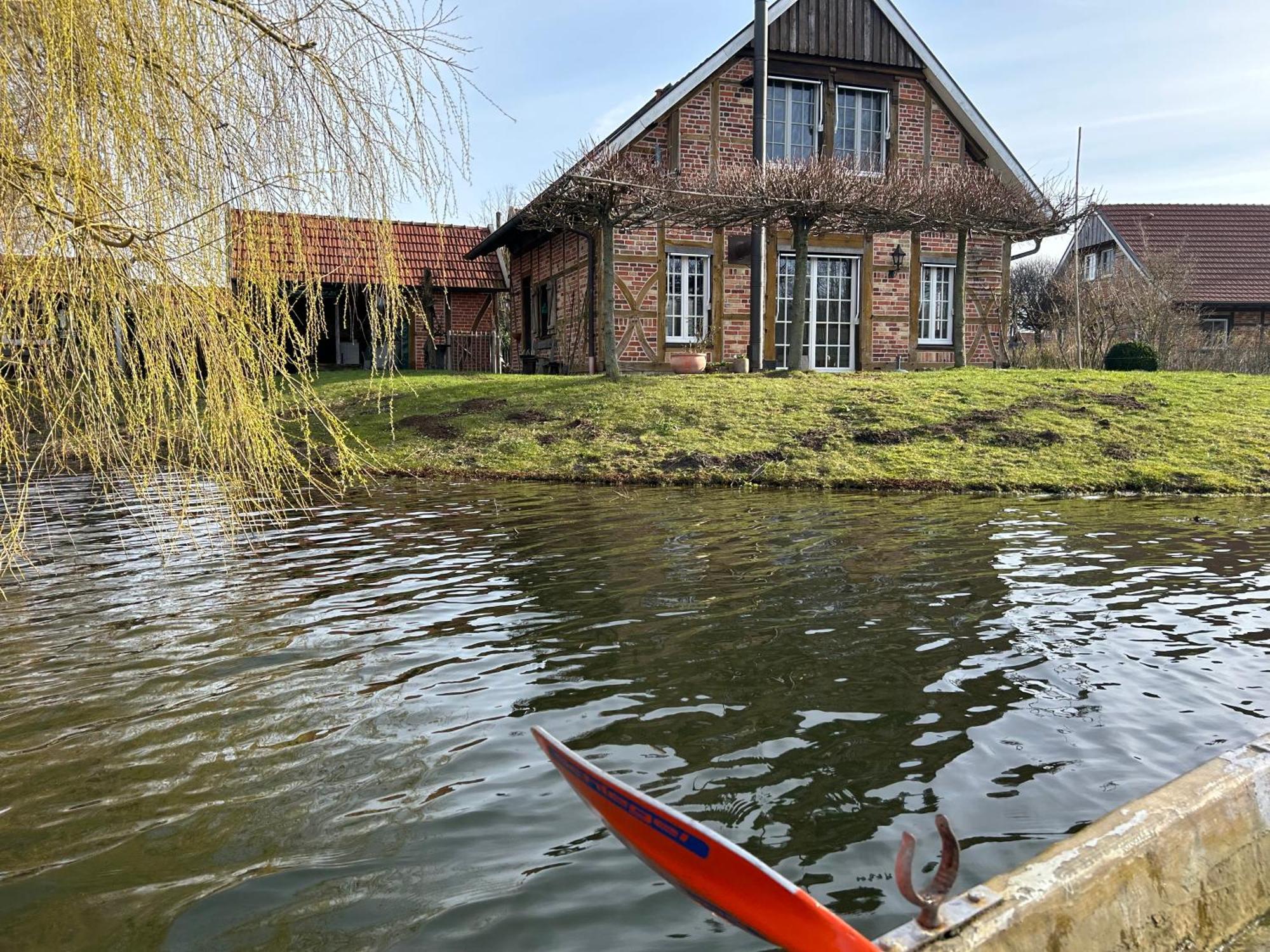 Gemuetliches Fachwerkhaus Am See Mit Kamin Warendorf Zewnętrze zdjęcie