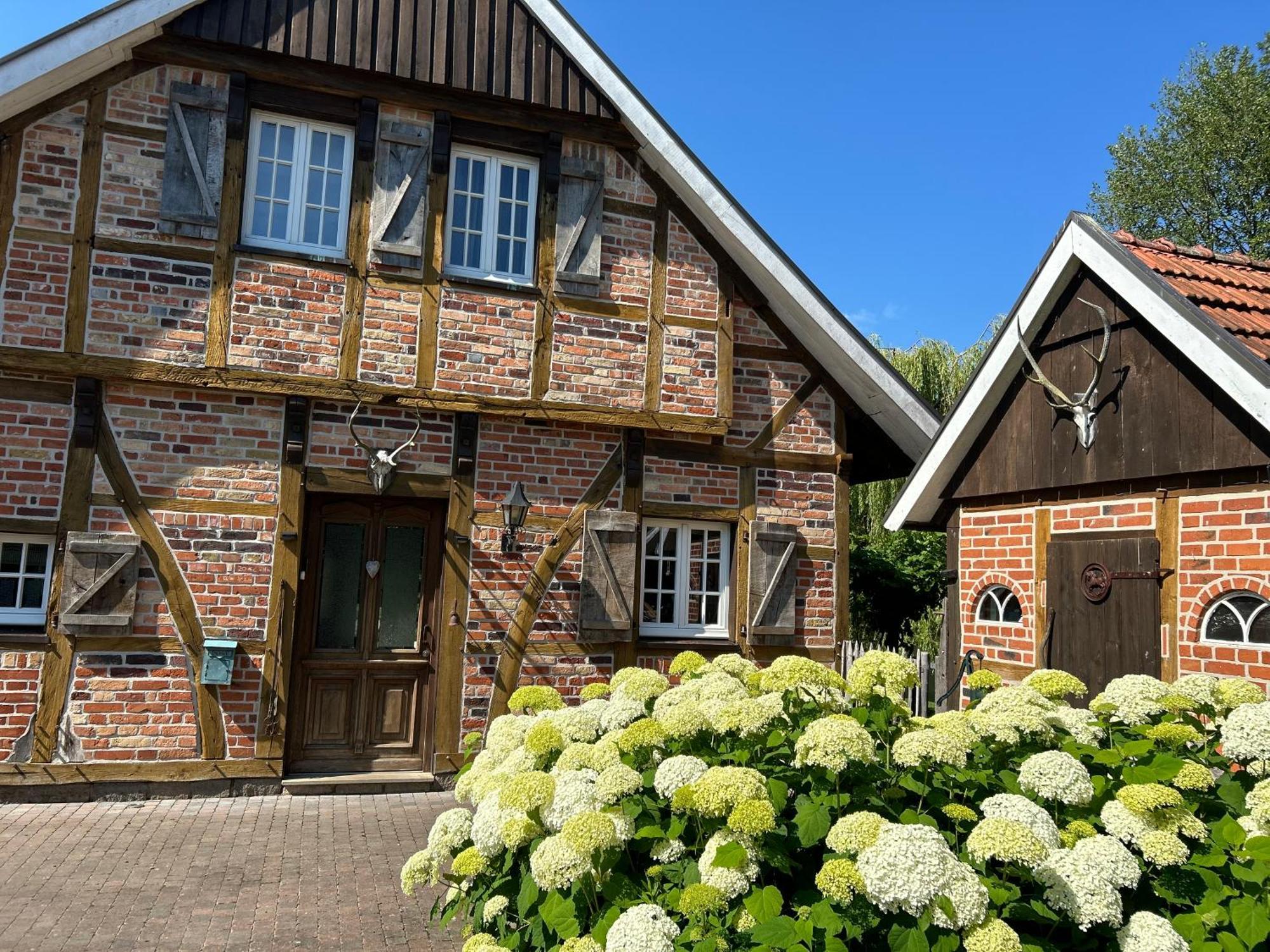 Gemuetliches Fachwerkhaus Am See Mit Kamin Warendorf Zewnętrze zdjęcie